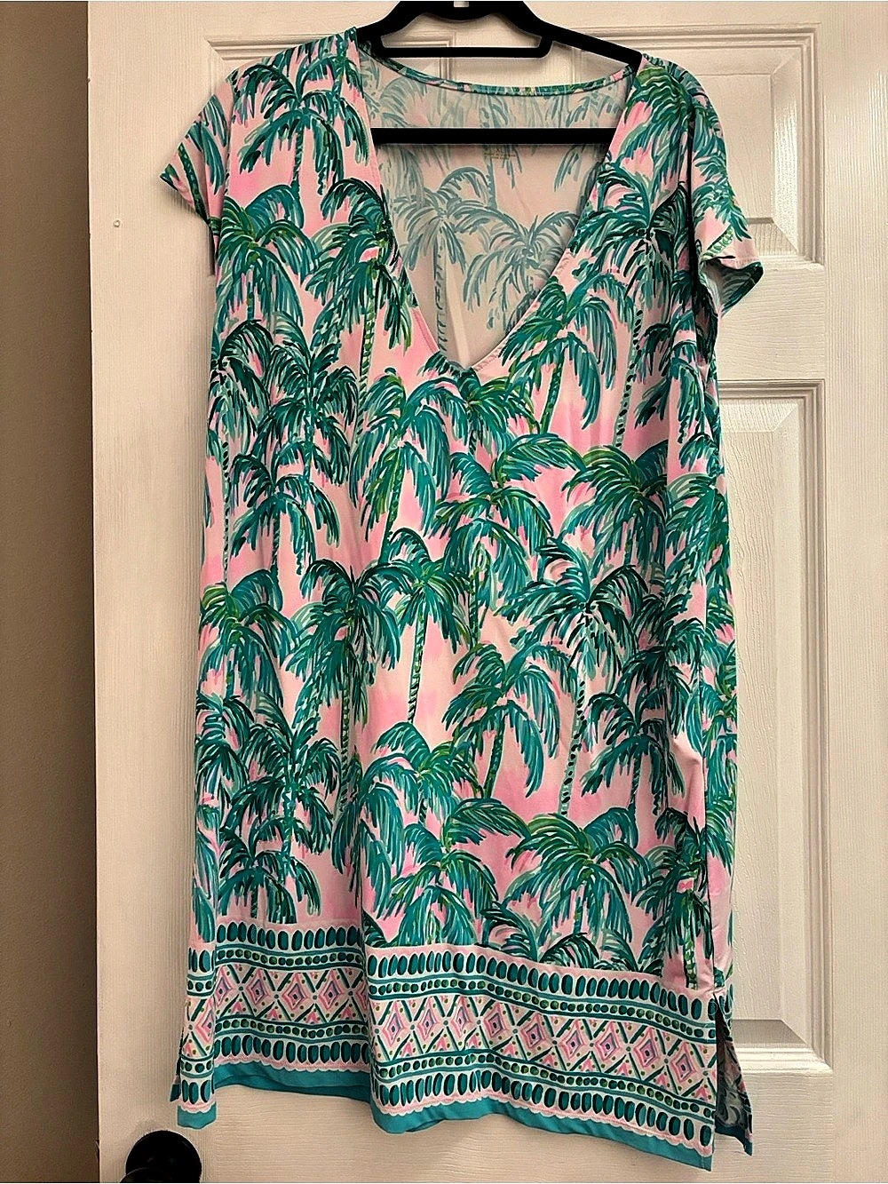 Lilly Pulitzer Tropical Print Swim Cover up in Pink & Green Like New